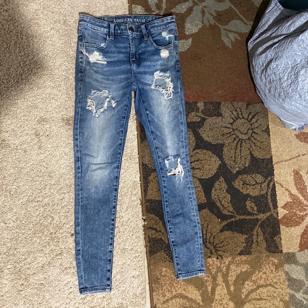 Regular size 2 jeans. Super stretch. From American Eagle